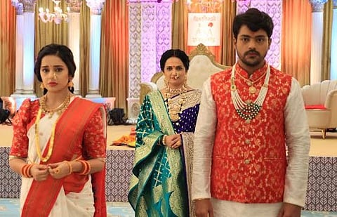 सारं काही तिच्यासाठी