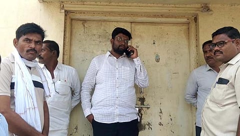 सांगली: आळसंद ग्रामपंचायतीने ‘बीएसएनएल’च्या कार्यालयाला ठोकले टाळे