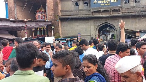 Trimbakeshwar temple : सलग सुट्यांमुळे त्र्यंबकेश्वरला भाविकांची गर्दी