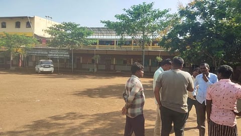 Dhule Sakri : आदिवासी वसतीगृहातील विद्यार्थिनीच्या मृत्यूप्रकरणी गृहपाल निलंबित