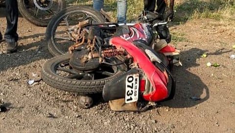 नाशिक : वणी-कळवण रस्त्यावर दुचाकींचा अपघात; एक ठार, तीन जखमी