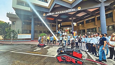 नाशिकमध्ये आता ‘फायर रोबोट’ मिळवणार आगीवर नियंत्रण