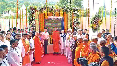 महाबोधिवृक्ष अनुराधापुरा-नाशिकमधील संवाद सेतू ; श्रीलंकेचे मंत्री विदुर विक्रमनायके यांचे प्रतिपादन