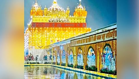 प्रकाशपर्वासाठी सुवर्ण मंदिरात 2 लाख भाविक