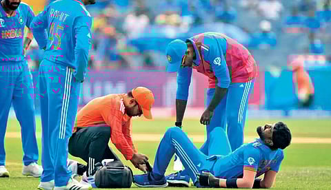 Hardik Pandya Injury : भारताला झटका! हार्दिक पंड्या आणखी दोन सामन्यांतून बाहेर होण्याची शक्यता