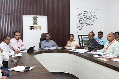 जळगाव| डेंग्यू साथीवर नियंत्रण मिळविण्यासाठी शर्तीचे प्रयत्न करावेत : जिल्हाधिकारी