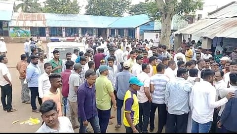 कोल्हापूर : हेरलेत तंटा मुक्त समिती अध्यक्षपद निवडीवरून गदारोळ; ग्रामसेवकाचा रक्तदाब वाढला