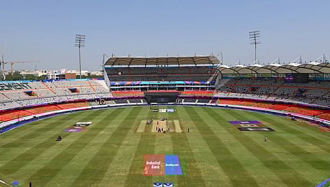 NED vs PAK : रिझावन-शकिलच्या खेळीन पाकिस्तानला तारलं; नेदरलॅन्ड्सला २८७ धावांचे आव्हान