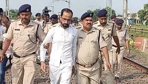 रूकडी-कोल्हापूर आत्मक्लेश पदयात्रेतील आंदोलक पोलिसांच्या ताब्यात