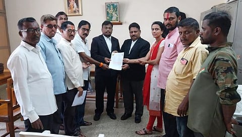 कोल्हापूर: मलकापुरातील ‘त्या’ आरोपीचे वकीलपत्र घेऊ नये; ठाकरे गटाचे बार असोसिएशनला निवेदन