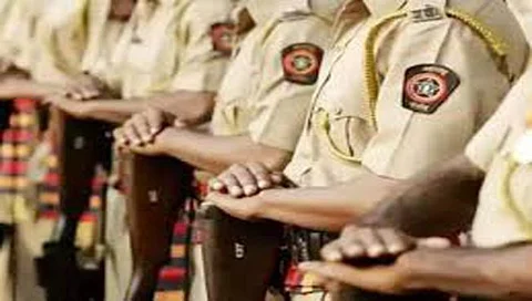 Nashik News : नववर्ष स्वागताच्या पार्श्वभूमीवर पोलिसांकडून बंदोबस्ताचे नियोजन
