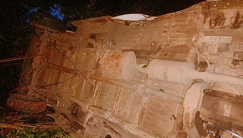 मिनी बसला भीषण अपघात