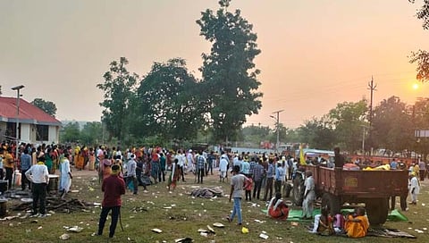 आदिवासींचा वनविभागाच्या कार्यालयावर हल्लाबोल!