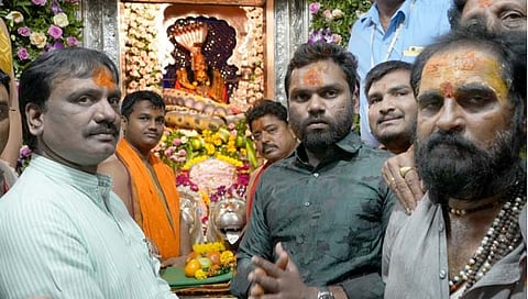 Ambadas Danve : पुन्हा एकदा उद्धव ठाकरे मुख्यमंत्री होवू देत: दानवे यांचे तुळजाभवानीला साकडे