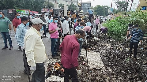 नानासाहेब धर्माधिकारी प्रतिष्ठानच्या वतीने नसरापूर (ता. भोर) येथे महास्वच्छता मोहीम राबविण्यात आली.
