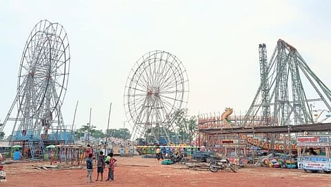 Hingoli News : रामलीला मैदानावर ३० सीसीटीव्ही कॅमेऱ्याचा वॉच: पोलीस अधीक्षक