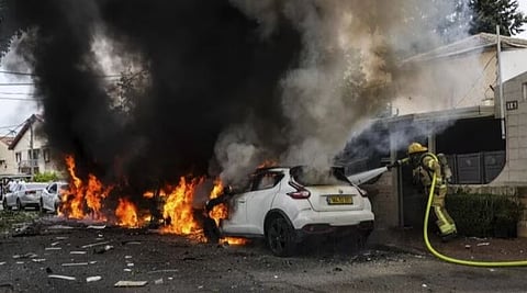 इस्रायलच्या सैन्याने गाझावरील प्रत्युत्तरादाखल आतापर्यंत सुमारे १,७०७ ठिकाणांना लक्ष्य केले आहे.