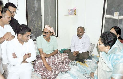 Nagar News : आ.जगताप, विखेंकडून हेरंब कुलकर्णींची भेट