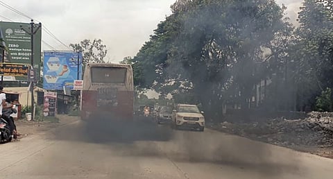 लालपरीच घालते आहे प्रदूषणात भर