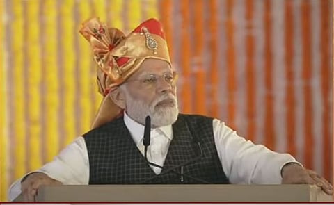 शरद पवार कृषिमंत्री असताना पैसे मिळणं दलालांवर अवलंबून : पंतप्रधान मोदी