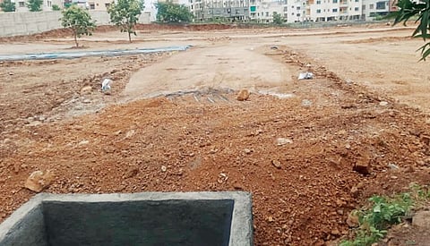 Pune News : नाले बुजविण्याचे ‘उद्योग’ लोहगाव-वाघोली परिसरात प्लॉटिंगचे पेव