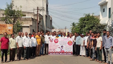 कोल्हापूर : सैनिक टाकळी गावात राजकीय नेत्यांना प्रवेश बंदी! मराठा आरक्षणाचा लढा तीव्र