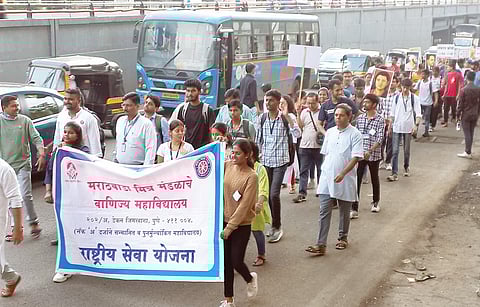 पुणे : तरुणाईच्या सहभागात शांततेचा संदेश