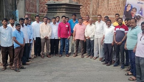 Maratha Reservation Protest : कोल्हापूर : मराठा आरक्षणासाठी अनेक गावांत राजकीय नेत्यांना गावबंदी, कडकडीत बंद