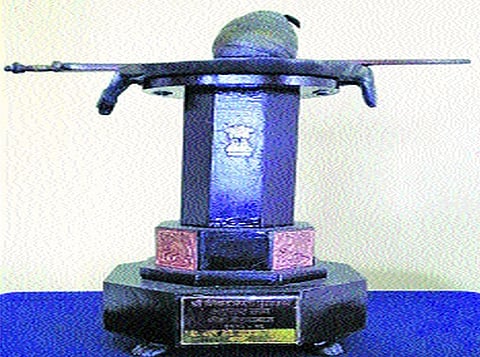 Pune News : पारितोषिकाची वाढीव रक्कम मान्यतेच्या ‘कचाट्यात’