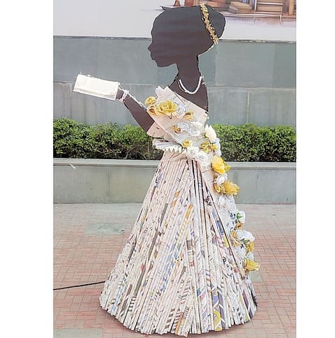 नथीपासून पैंजणापर्यंत सर्व दागिने कागदाचेच