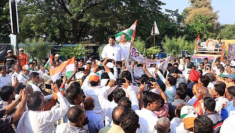 Chandrapur News: विरोधी पक्षनेते विजय वडेट्टीवार यांचे नेतृत्वात वन्य प्राण्यांच्या हल्ल्याविरोधी काँग्रेसचा मोर्चा