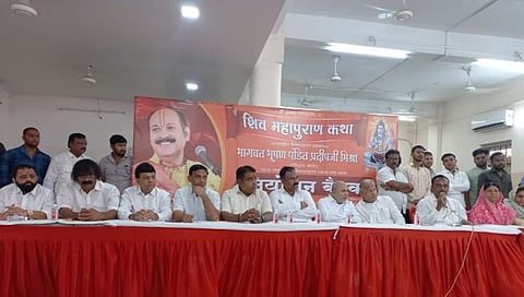 धुळ्यात शिवमहापुराण कथेसाठी जय्यत तयारी, 80 एकरात मंडपाची सोय