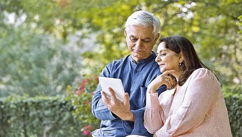 बचत योजना : ज्येष्ठ नागरिक बचत योजनेत नवे बदल, जाणून घ्या त्याविषयी