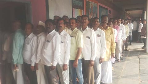 Bhogavati sugar factory election : भोगावती साखर कारखान्याच्या निवडणुकीसाठी चुरशीने ८६. २६ टक्के मतदान; सोमवारी मतमोजणी