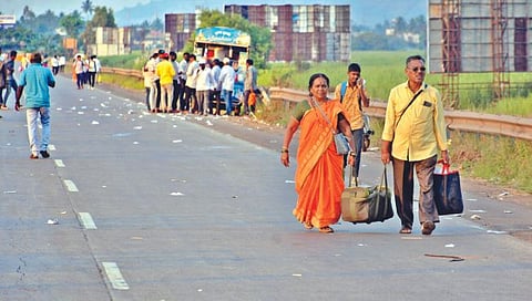 चक्काजाम आंदोलनामुळे नागरिकांचे हाल