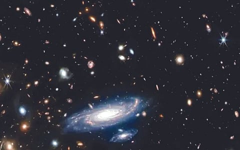 प्रारंभिक आकाशगंगांमध्ये रहस्यमय जड घटक