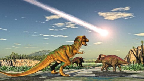 एव्हरेस्टच्या वजनापेक्षा अकरा पट अधिक धुळीने मारले डायनासोरना?