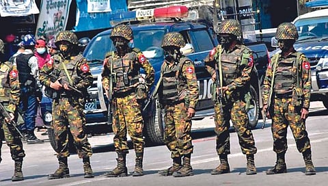 म्यानमार पुन्हा धुमसतोय!