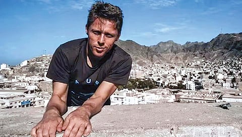 दोन वेळा जगभ्रमंती करणारा अवलिया