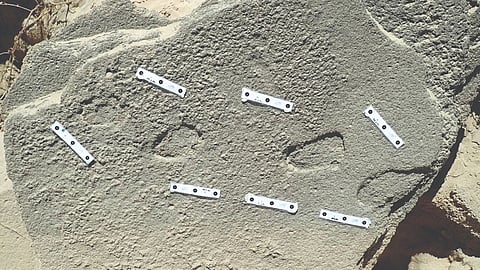 एक लाख वर्षांपूर्वी चप्पल घालत होता माणूस!