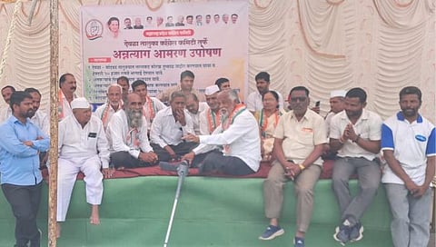 नाशिक : देवळा तालुका दुष्काळी जाहीर करावा या मागणीसाठी काँग्रेसचे उपोषण