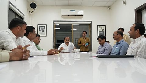 Dhule News : जास्तीत-जास्त शेतकर्यांना सिंचन विहीरींचा लाभ द्यावा : आमदार कुणाल पाटील