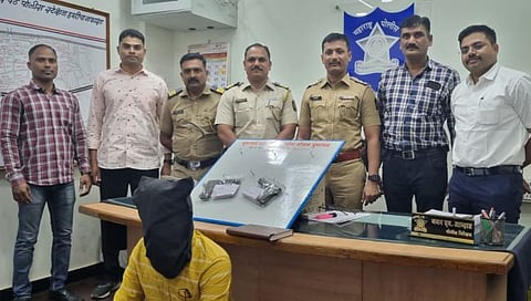 जळगाव : दोन गावठी पिस्टल, मॅक्झीनसह आरोपी ताब्यात