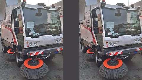 Nashik News : इटलीहून यांत्रिकी झाडू नाशिकमध्ये दाखल, दिवाळीनंतर सुरू होणार रस्ते स्वच्छता