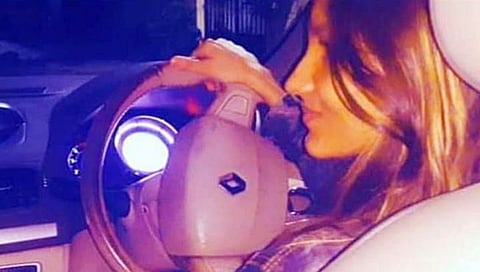 Nashik News : वाहन चालविण्यात तरुणी, महिलांचा वाढतोय टक्का