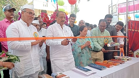 तोरणमाळच्या पर्यटनाला येतील सुगीचे दिवस : डॉ. विजयकुमार गावित