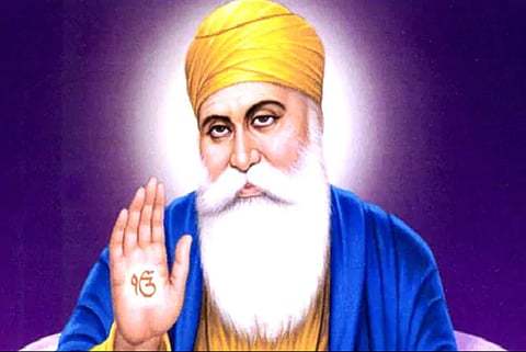 Pune : गुरुद्वारांमध्ये विद्युतरोषणाई ; श्री गुरू नानक देवजी यांची आज जयंती