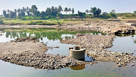 कोयनेतील विसर्ग थांबला; शंभूराज देसाई निर्णय कधी घेणार?