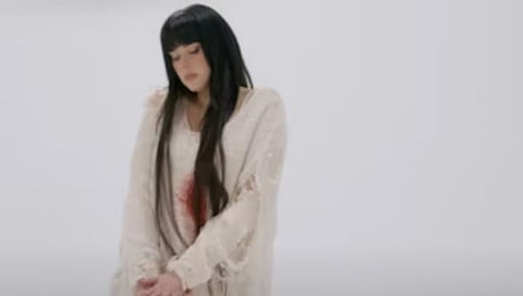 Moye Moye Trend : सोशल मीडियावर ट्रेन्ड होणाऱ्या ‘मोये मोये गाण्याचे हे आहेत खरे बोल जाणून घ्या…