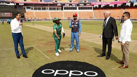 AFG vs SA : ओमरझाईची झुंझार खेळी, द. आफ्रिकेसमोर अफगाणचे 245 धावांचे लक्ष्य